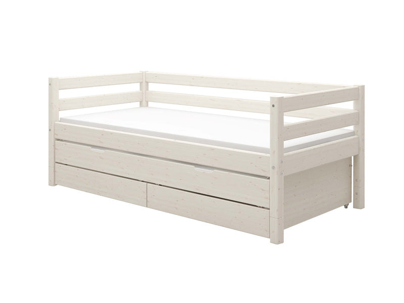 Daybed with trundle pullout bed