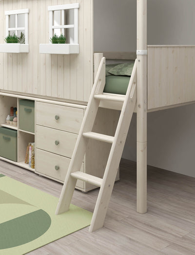Mid-high bed w. Classic House