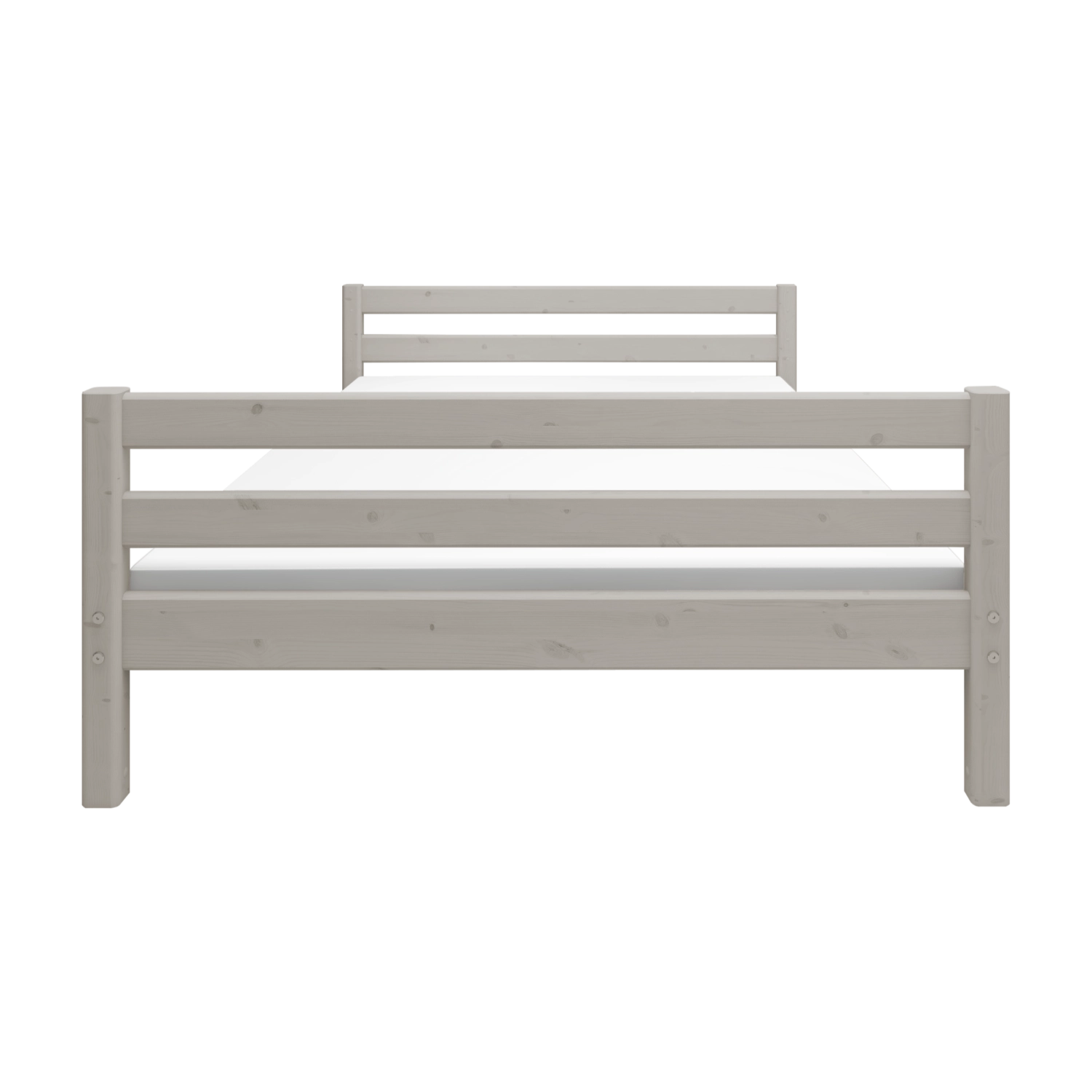 Cama individual FLEXA Classic de pino macizo gris con cabecero y piecero de listones, mostrada de frente en una habitación infantil.