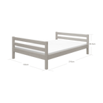 Cama individual FLEXA, estructura GRIS con cabecero y piecero, mostrada en una habitación infantil, con bordes redondeados para mayor seguridad, 140 x 200 cm.