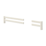 FLEXA-sikkerhedsgelændere fra WHITE-kollektionen, hvid overflade, design med to stænger, børnesikre kanter, vist på lys baggrund.