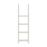 Escalera para cama alta FLEXA WHITE de la colección CLASSIC, con peldaños antideslizantes, mostrada en una habitación infantil.