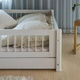 Cama Montessori con Crossbars y barrera de seguridad, 90x200 cm, blanco