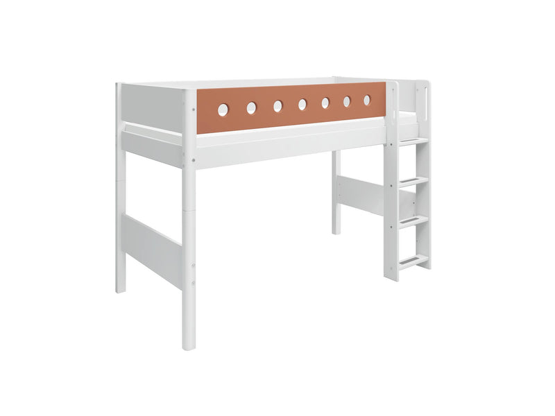 Semi-high bed w. straight ladder