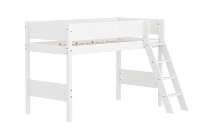 Semi-high bed w. slanting ladder