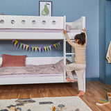Bunk Bed with Ladder and Safety Rail, 90x200 cm, White