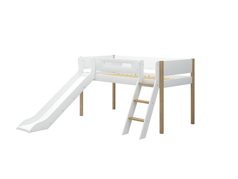 Mid-high bed w. slide