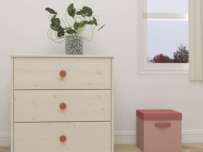 Chest with 3 drawers