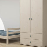 Armoire