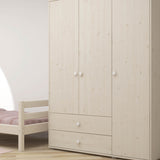 Kleiderschrank