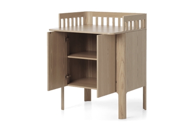 FB03 - Changing Table 