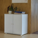 SAGA Cupboard, 2 doors, White with Grooves, Oak Knobs