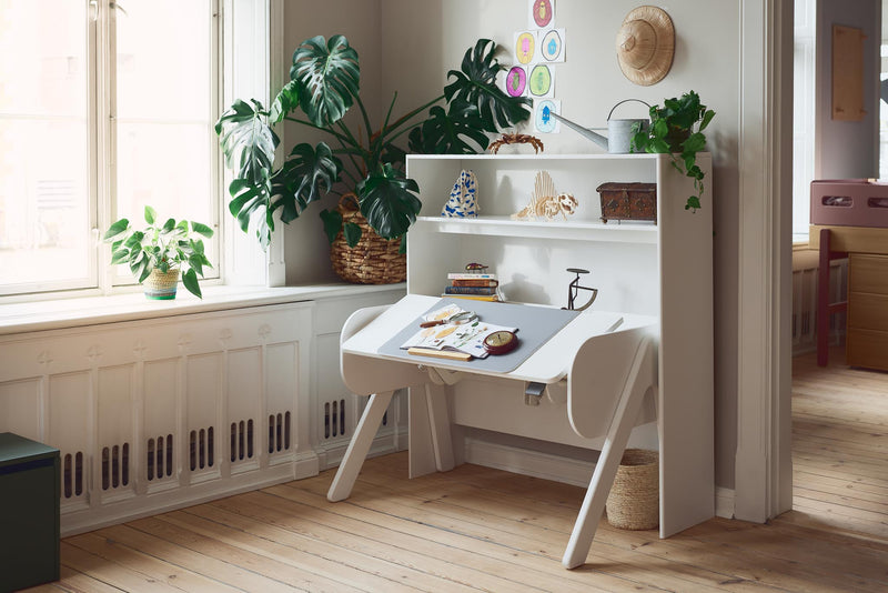 Woody desk, white