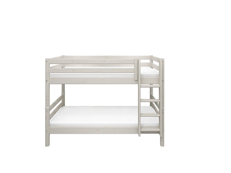 Bunk bed with straight ladder