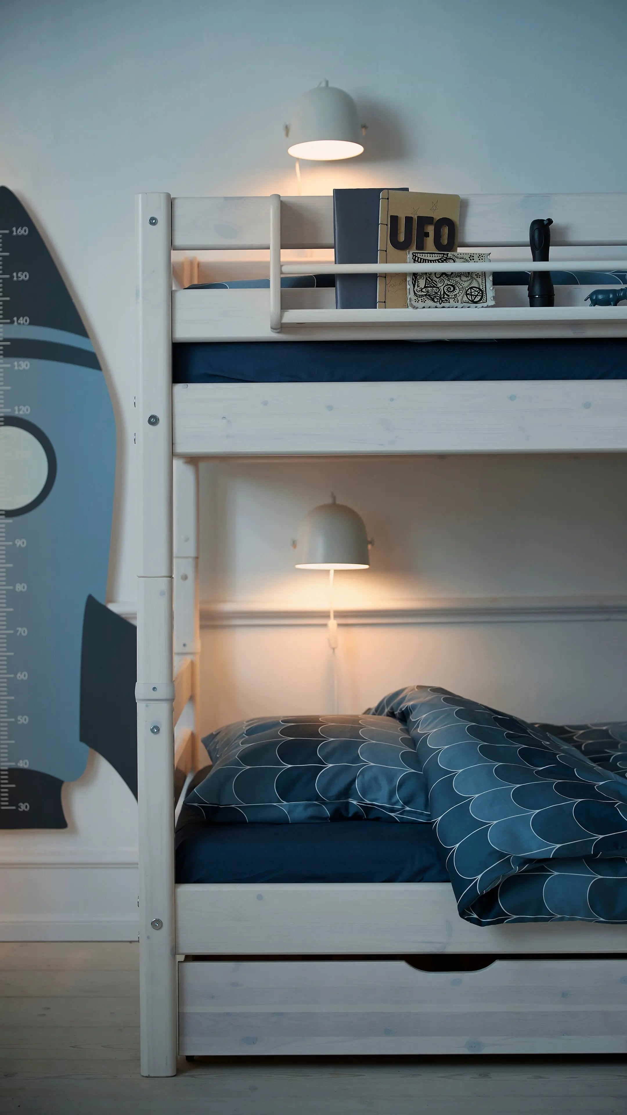 Bunk Bed 154 cm with Pull-out Drawer, Ladder and Safety Rail, 90x200 cm, White BUNKBED bunk-bed-with-straight-ladder-white-washed-3  flexa-com.myshopify.com