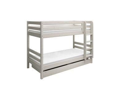 Bunk bed with straight ladder