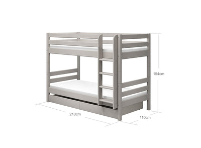 Bunk bed with straight ladder