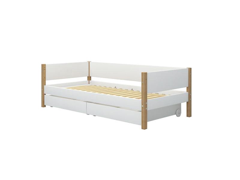 Daybed med hoved-, bag- og endegavl