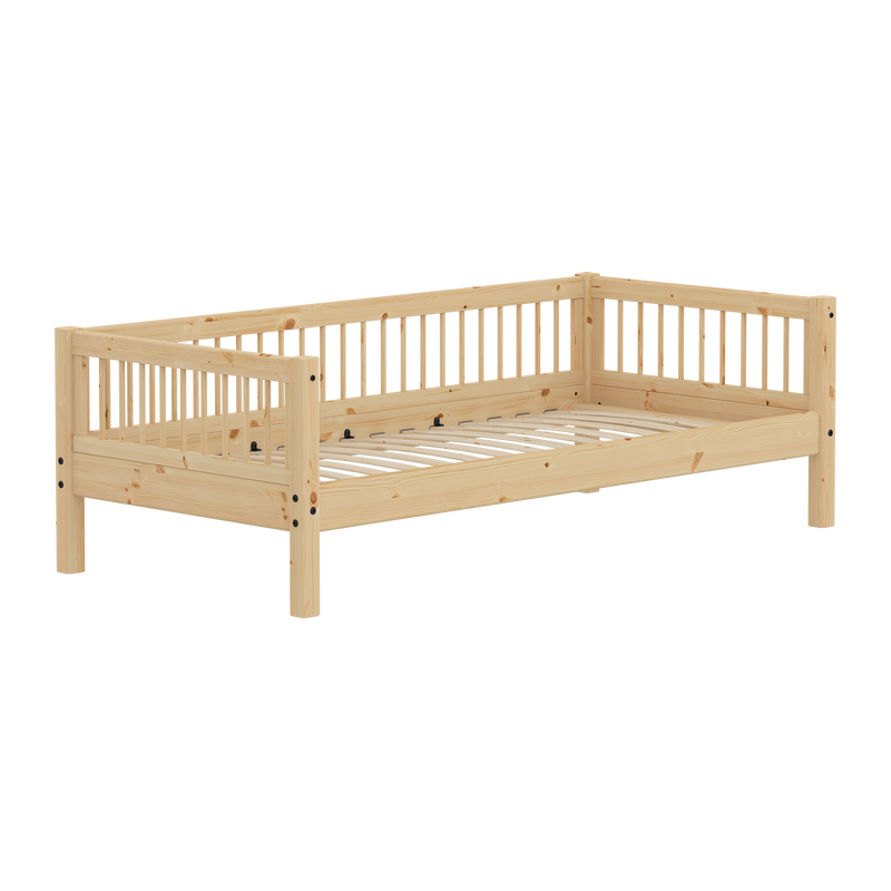 Single Bed with Safety Rail, 90x200 cm, Pine