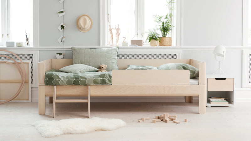 Safety rail for Birk daybed