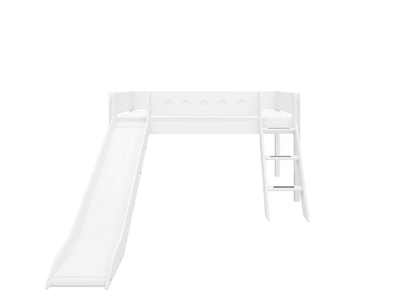 WHITE by Flexa Lit mi-hauteur en MDF 90x200 cm avec échelle inclinée,  barrière de sécurité blanche et toboggan Blanc