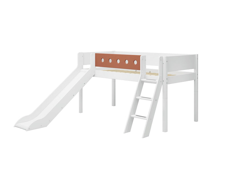 Mid-high bed w. slanting ladder and slide