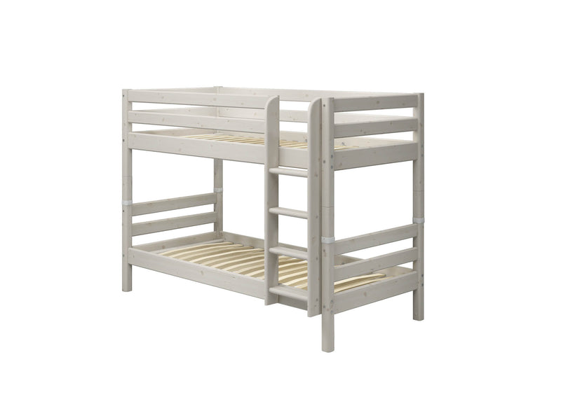 Bunk bed with straight ladder
